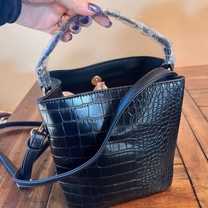 NWT AOTA Elegant Black Crocodile-Embossed Crossbody Bag